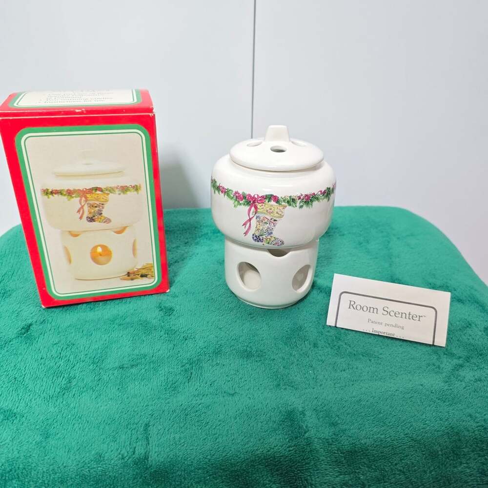 Christmas Stocking Room Scenter Ceramic Warmer and Diffuser with Box